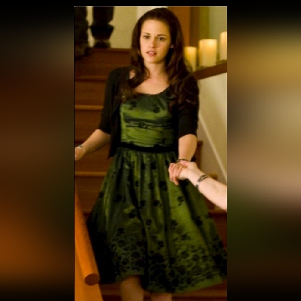 Bella Twilight New Moon Birthday Dress Large, Neca Hot Topic Green Floral  Dress